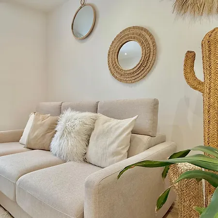 T3 6 Personnes De 60m2 Au Coeur De Ville, Terrasse Et Parking Gratuit Appartement